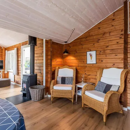 Holiday Cxcviii Tatil Evi *